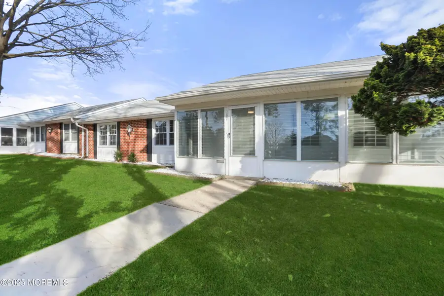 1255 Hamilton Court #C, Lakewood, NJ 08701 - Image #2