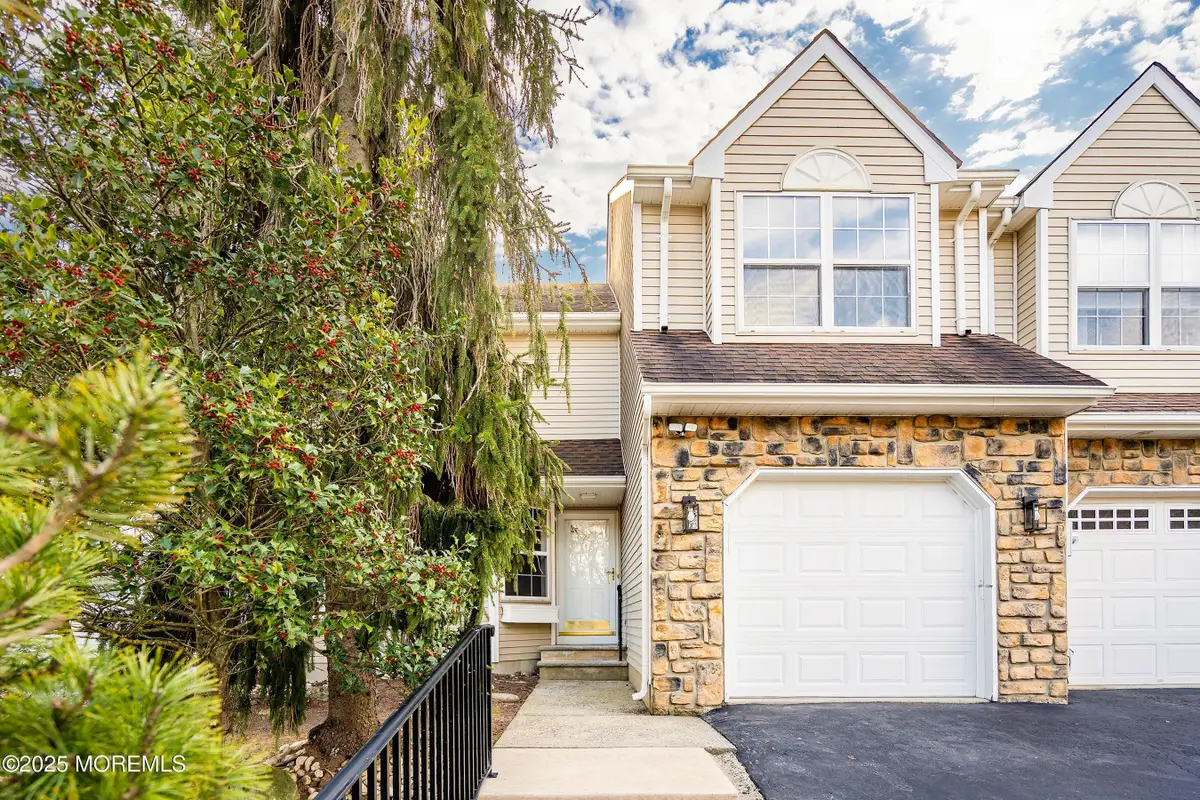 28 Tulip Court, Howell, NJ 07731 - Image #1