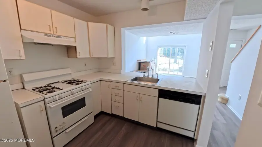 13 Madison Court, Tinton Falls, NJ 07712 - Image #2