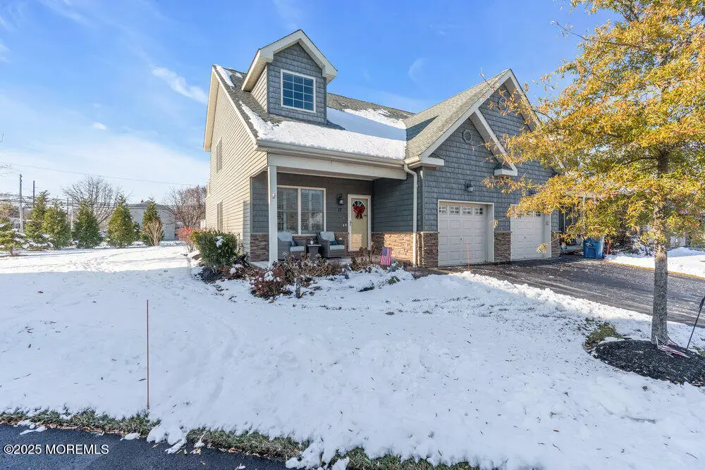 17 Green Tree Circle, Hazlet, NJ 07730 - Image #1