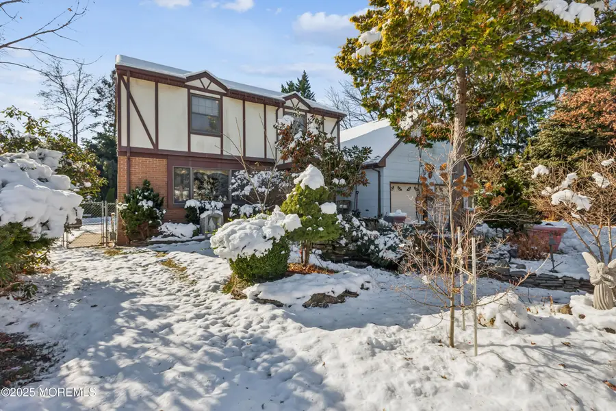 34 Michele Drive, Middletown, NJ 07748 - Image #2