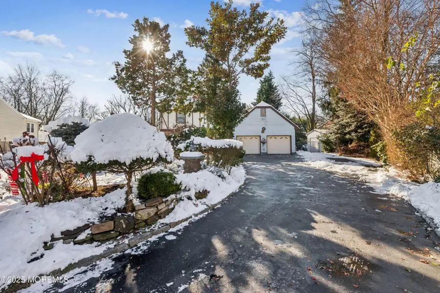 34 Michele Drive, Middletown, NJ 07748 - Image #3