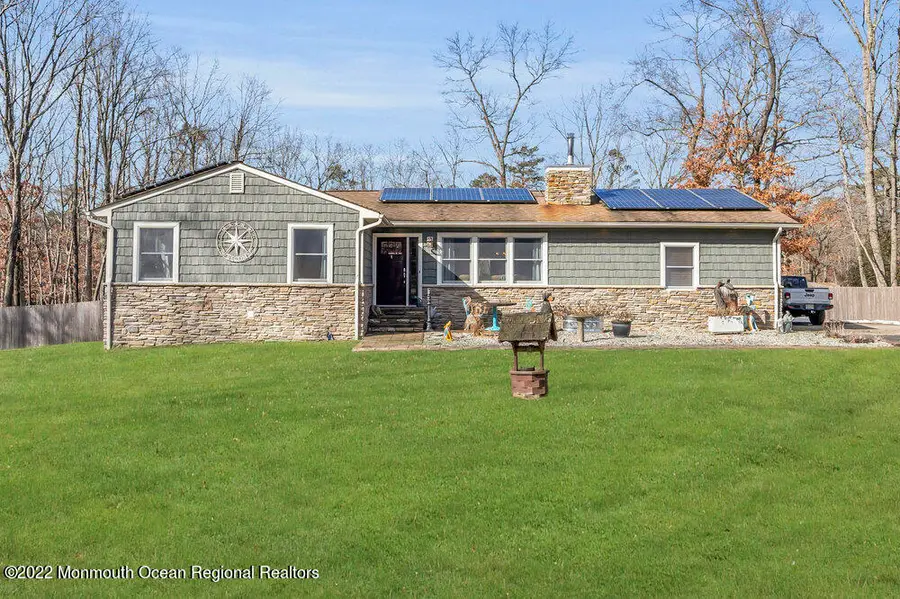 592 Whitecomb Street, Jackson, NJ 08527 - Image #2