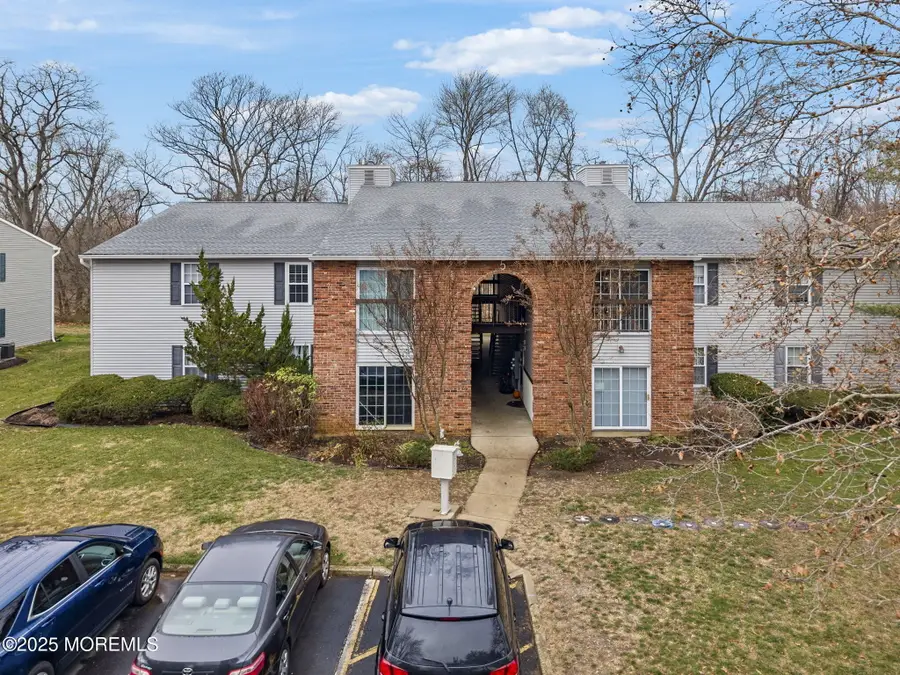 5-6 Atlanta Court, Freehold, NJ 07728 - Image #3