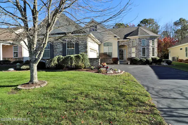 28 Portland Street, Barnegat, NJ 08005