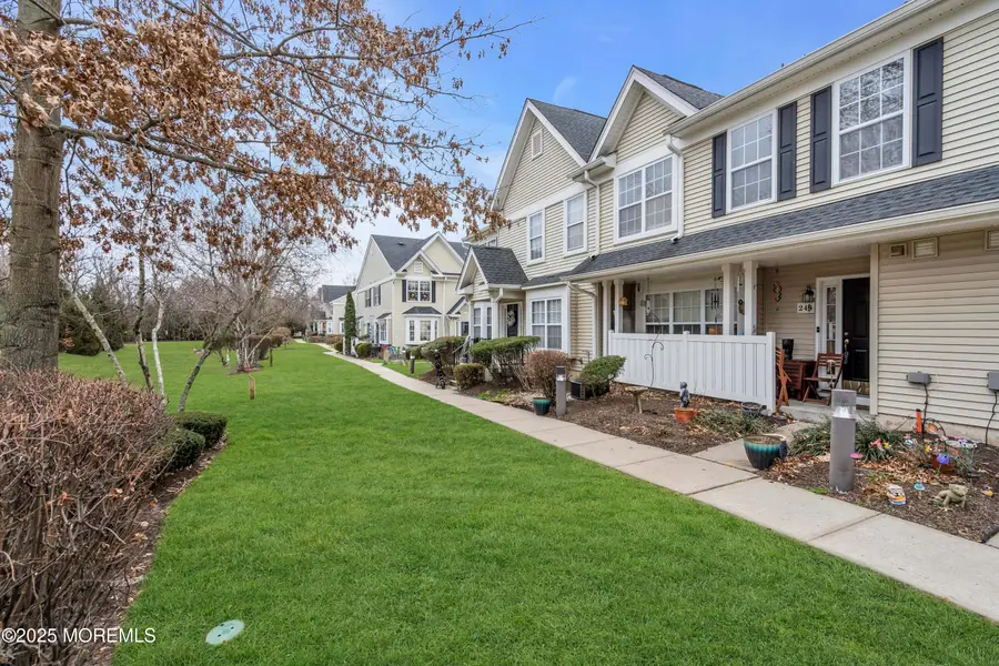 248 Brookfield Drive, Jackson, NJ 08527 - Image #3