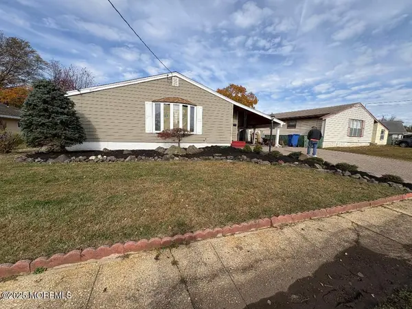 42 Boulevard, Keyport, NJ 07735