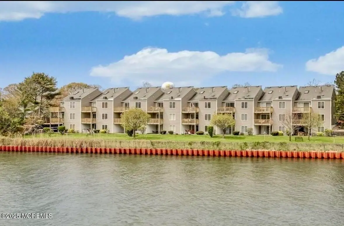 12 Intercoastal Way, Point Pleasant, NJ 08742 - Image #1