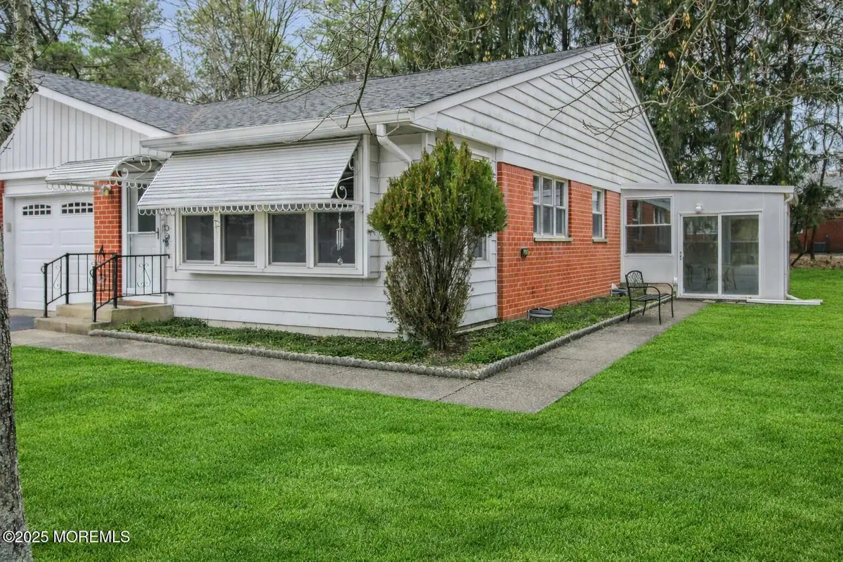 988 B Constitution Boulevard, Whiting, NJ 08759 - Image #1