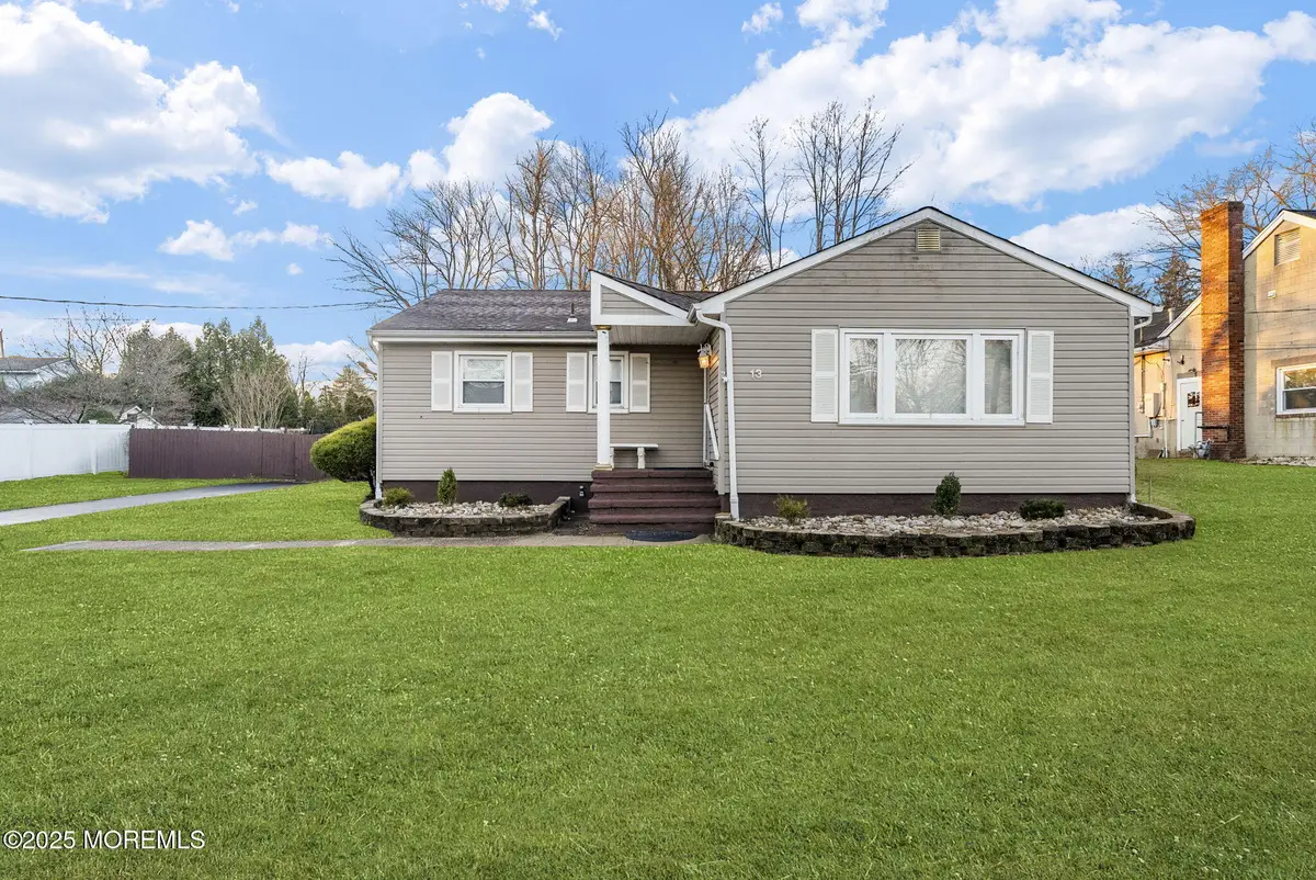 13 Sanford Street, Manalapan Township, NJ 07726 - Image #1
