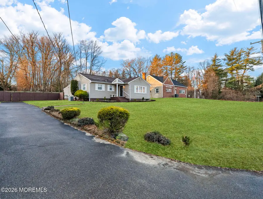13 Sanford Street, Manalapan Township, NJ 07726 - Image #2