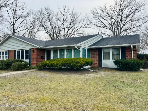 180B Sterling Court #B, Lakewood, NJ 08701