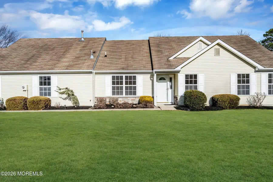 16 Rosewood Court, Lakewood, NJ 08701 - Image #3