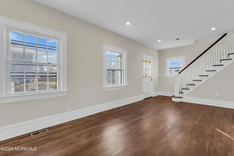 704 Oxford Way, Neptune Township, NJ 07753 - Image #2
