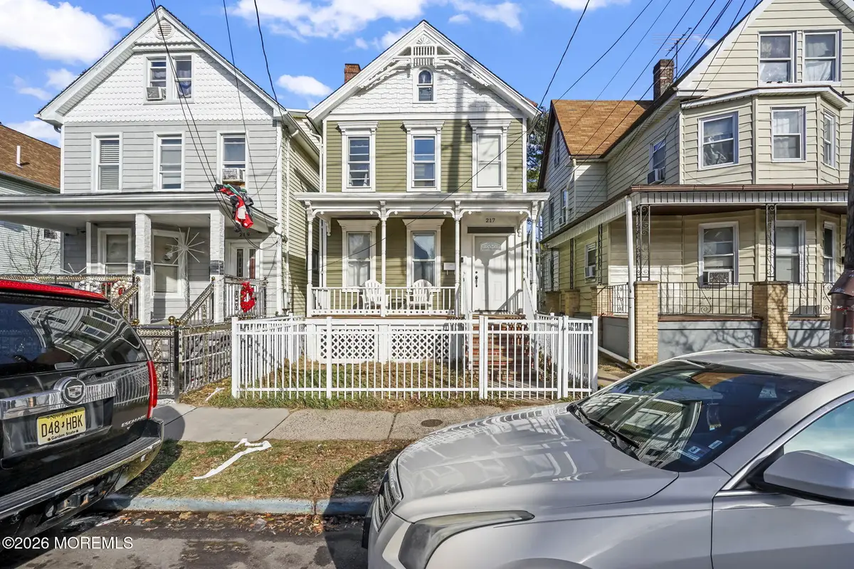 217 Handy Street, New Brunswick, NJ 08901 - Image #1