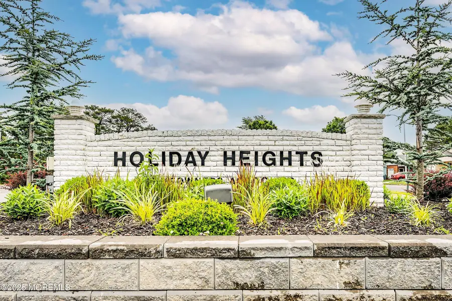 4 Otley Court, Toms River, NJ 08757 - Image #3