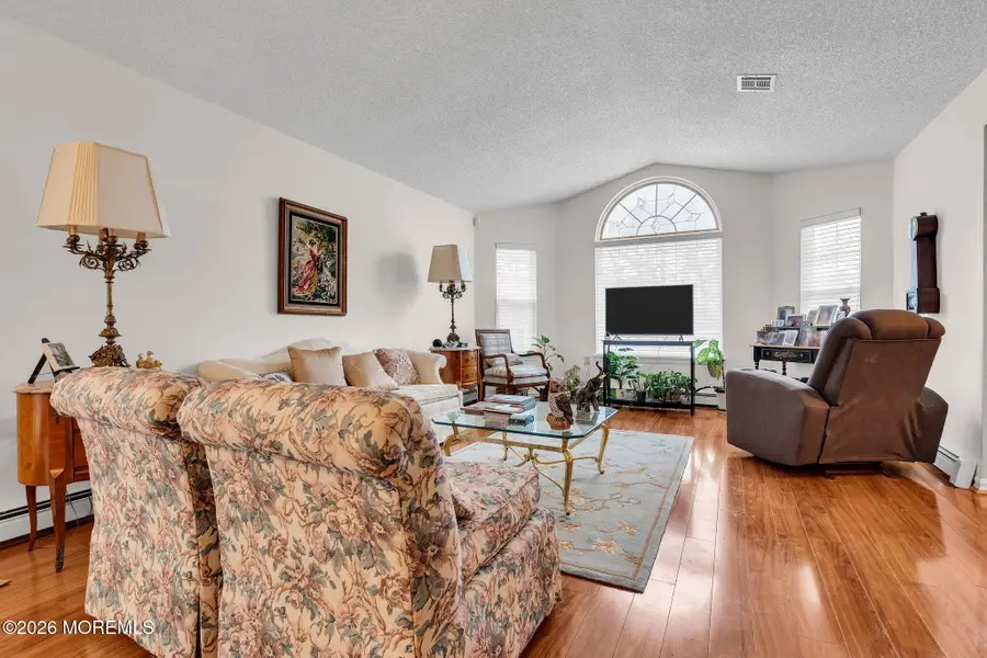 45 Winterton Drive, Toms River, NJ 08757 - Image #3