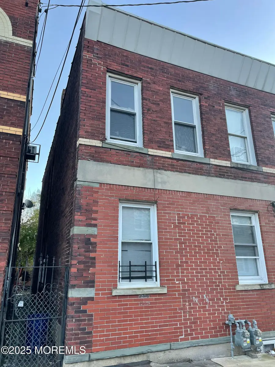 322 7th Street, Elizabeth, NJ 07202 - #3