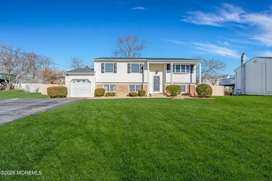360 Colonial Drive, Toms River, NJ 08753 - Image #3