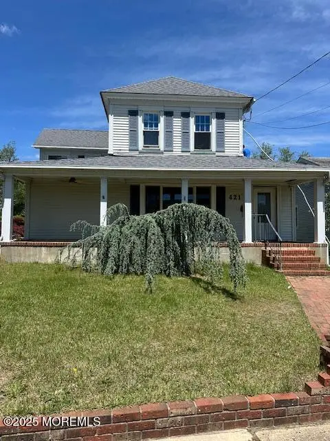 421 Lincoln Avenue, Oakhurst, NJ 07755