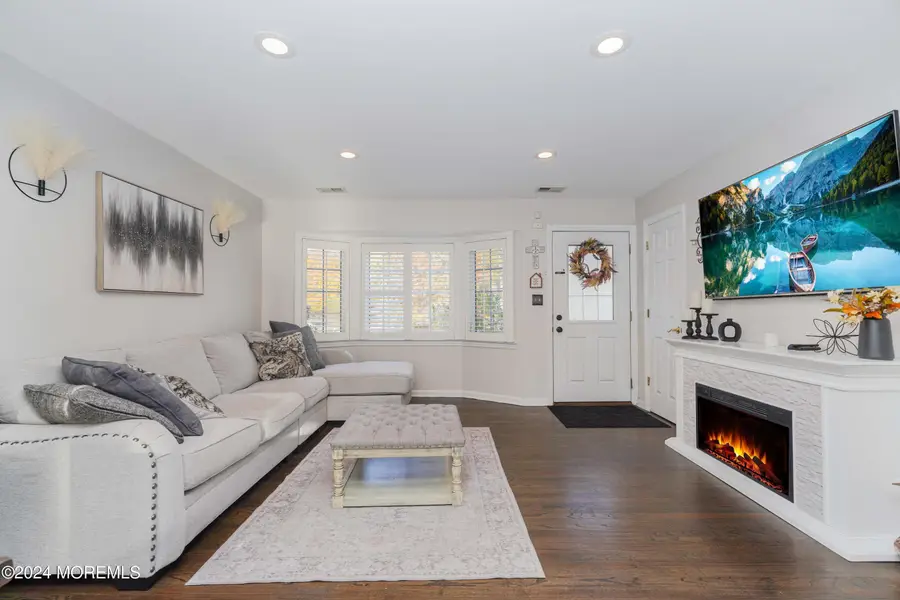 13 Bartle Road, Franklin Township, NJ 08873 - Image #3