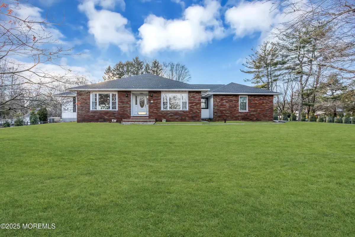 92 Five Points Road, Colts Neck, NJ 07722 - Image #1