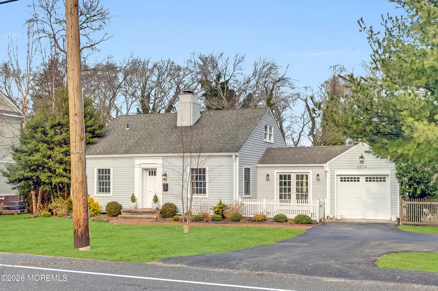 1015 Riverview Drive, Brielle, NJ 08730 - Image #2