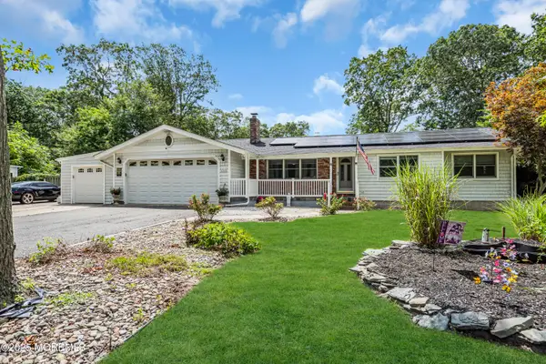 110 4th Avenue, Tuckerton, NJ 08087