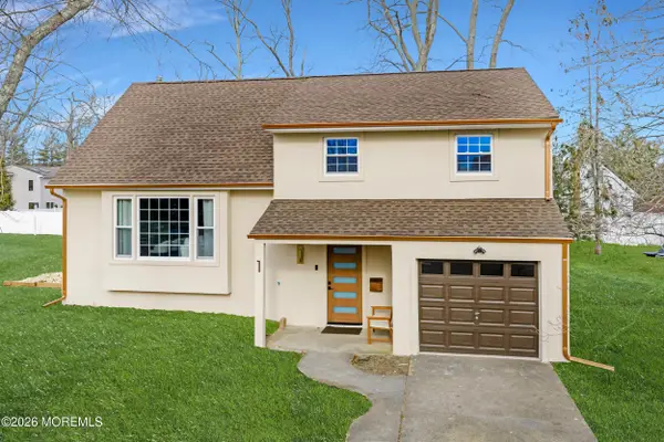 1 Corey Drive, Oakhurst, NJ 07755