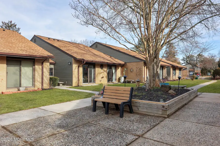 4 Dickinson Court, Red Bank, NJ 07701 - Image #3