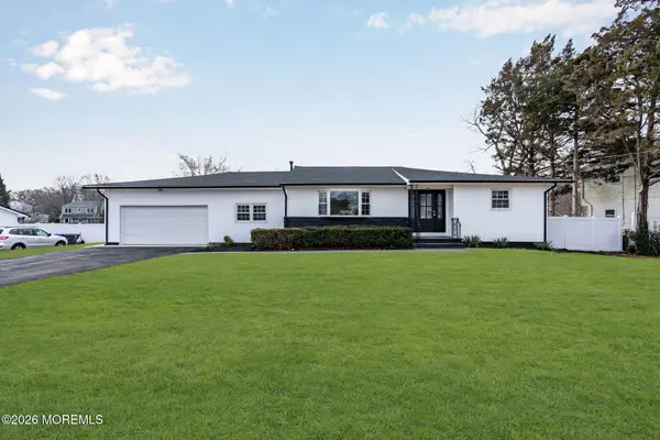 684 Brookside Drive, Toms River, NJ 08753