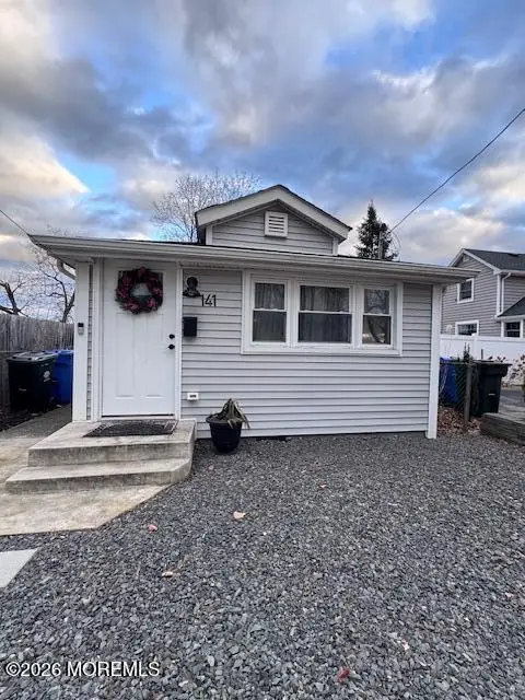 141 Mckinley Avenue, Laurence Harbor, NJ 08879