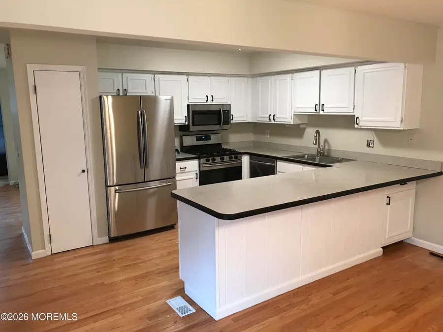 233 Leeward Road, Manahawkin, NJ 08050 - Image #2