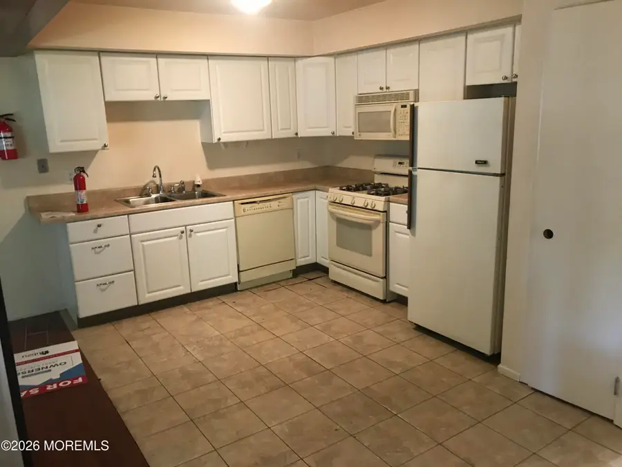 233 Leeward Road, Manahawkin, NJ 08050 - Image #3