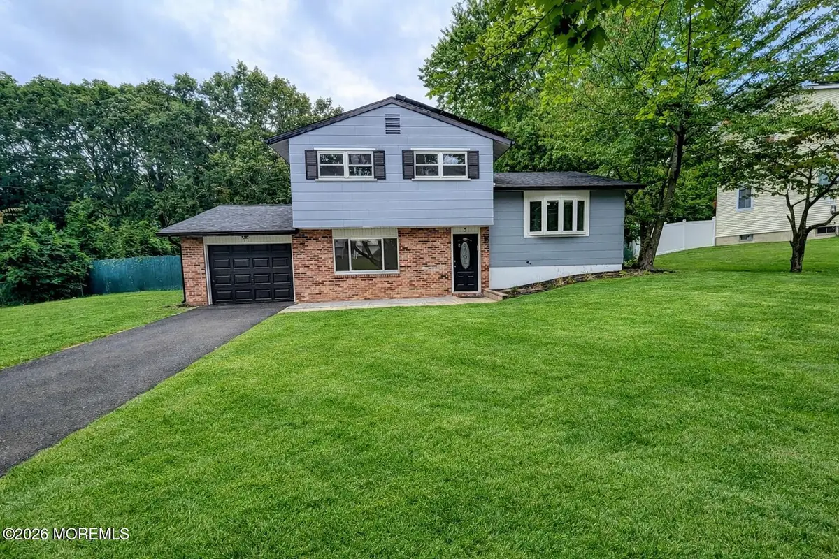 5 Albany Avenue, Jackson, NJ 08527 - Image #1