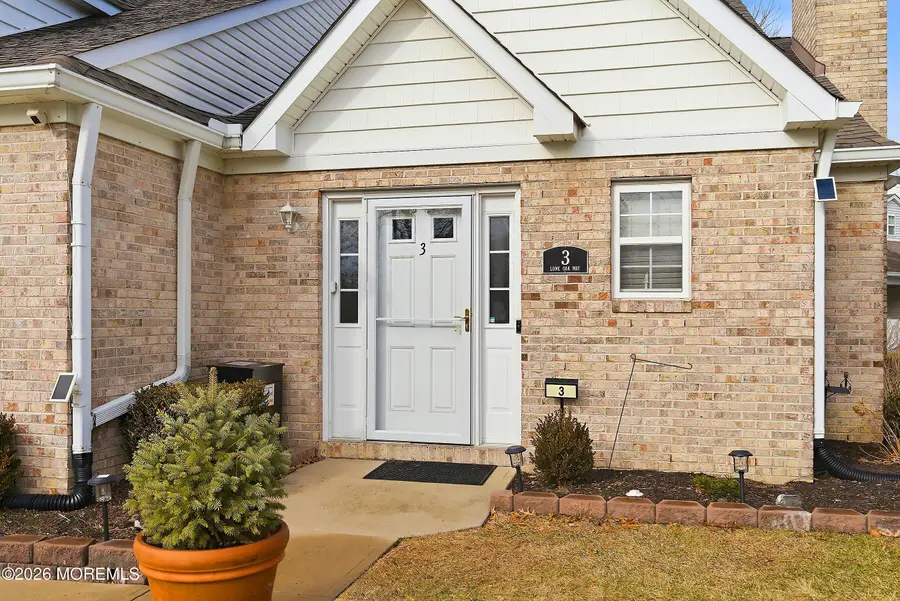 3 Lone Oak Way, Eatontown, NJ 07724 - Image #2