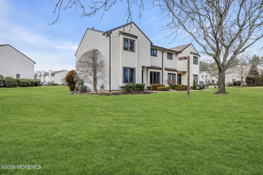 246 Plum Drive, Marlboro, NJ 07746 - Image #3