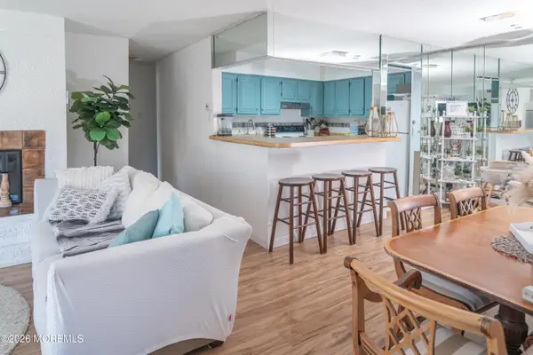 48 Northrup Drive #196, Brick, NJ 08724