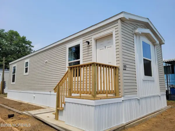 22 John Street, Hazlet, NJ 07734