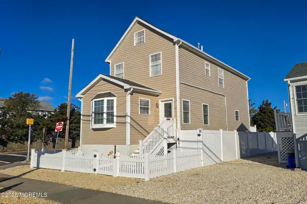 111 President Avenue, Lavallette, NJ 08735