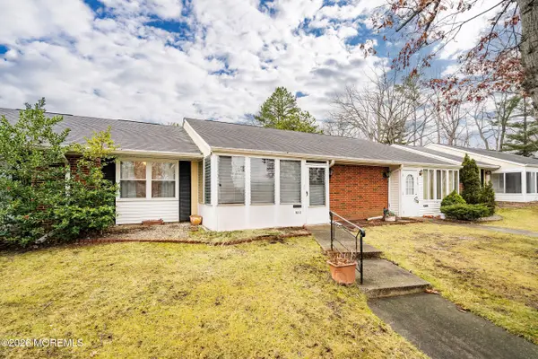 53C Cambridge Court, Lakewood, NJ 08701