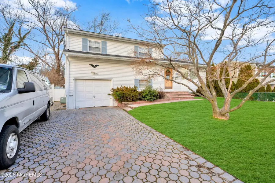 1121 Darlene Avenue, Wanamassa, NJ 07712 - Image #2