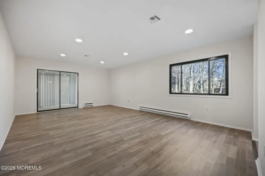 143 Cross Slope Court #B, Manalapan Township, NJ 07726 - Image #3