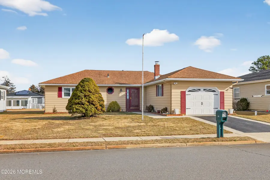 211 Bonaire Drive, Toms River, NJ 08757 - Image #2