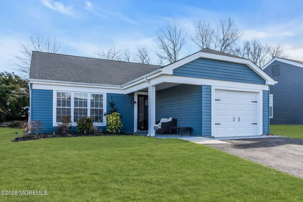 5 Elmswell Avenue, Manchester Township, NJ 08759 - Image #1