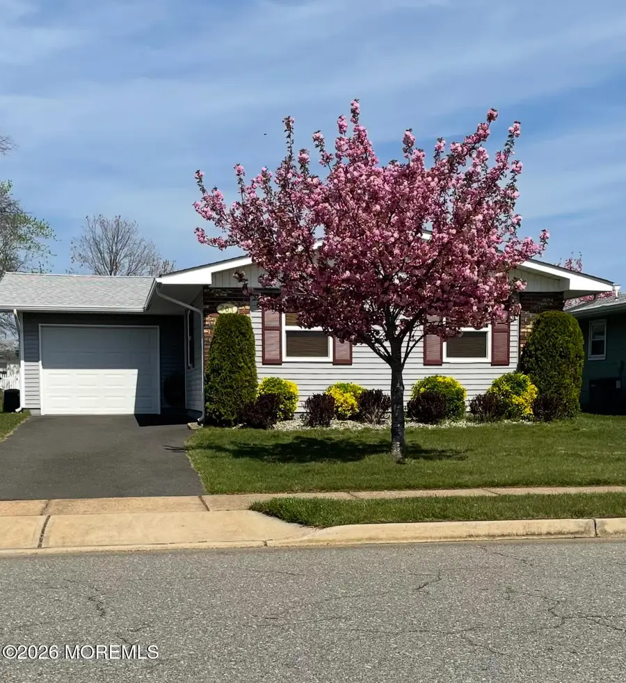 203 Blake Circle, Brick, NJ 08724 - Image #2