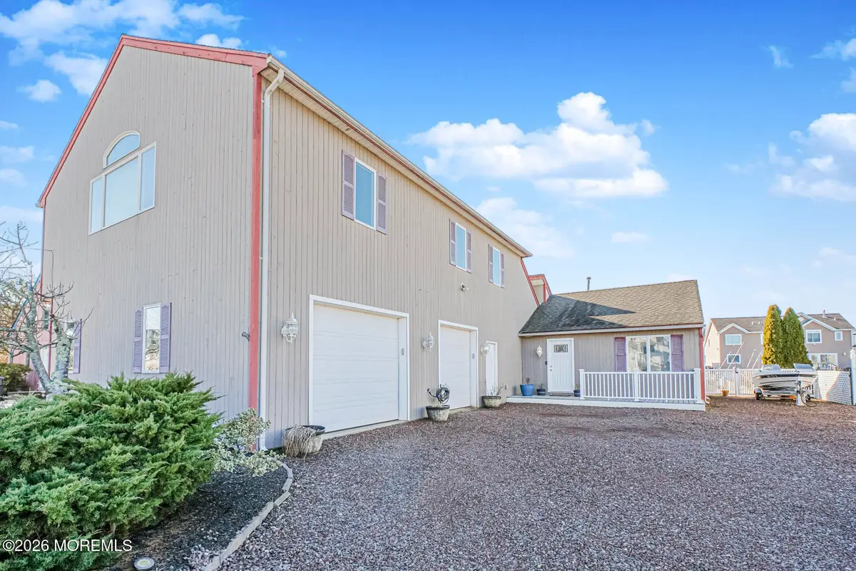 943 Jennifer Lane, Manahawkin, NJ 08050 - Image #1