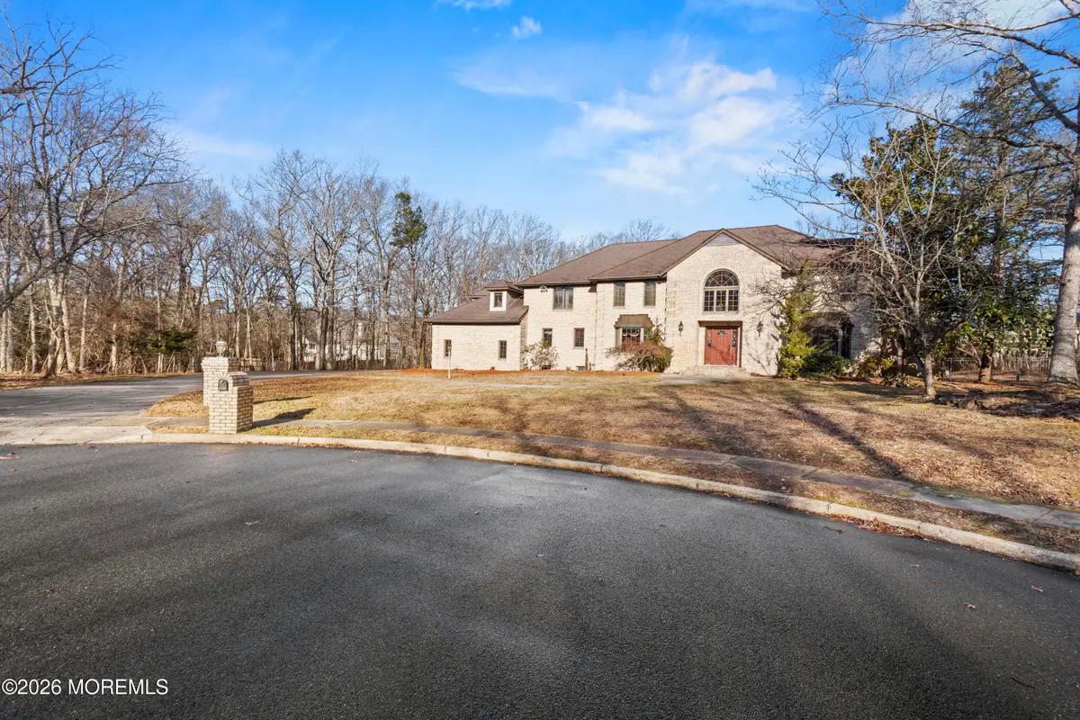 305 Woodview Court, Toms River, NJ 08755 - Image #1