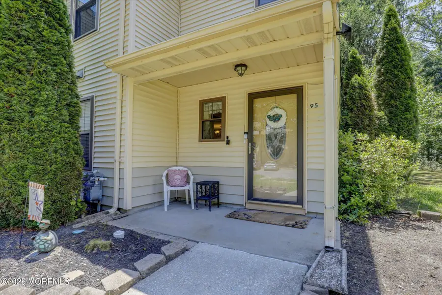 95 Azalea Circle, Jackson, NJ 08527 - Image #3