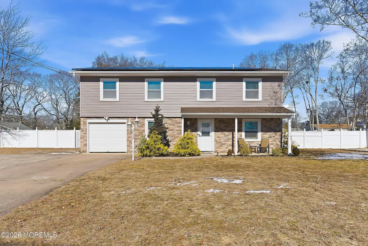 202 Lawrence Drive, Lanoka Harbor, NJ 08734 - Image #1